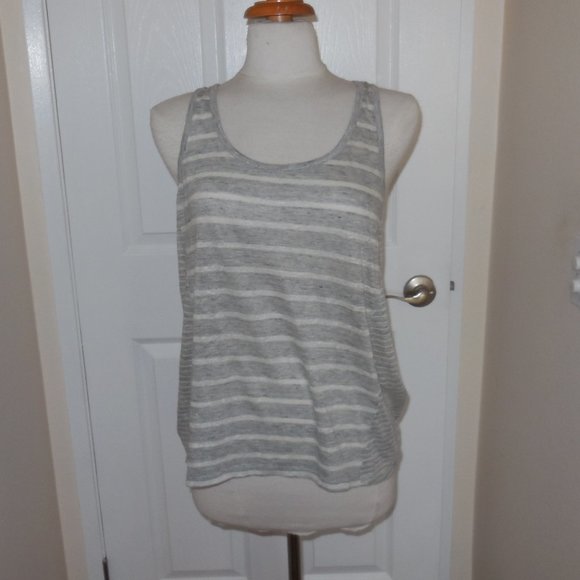 Vince Tops - Vince Striped Sleeveless Favorite Tank Top 100% Linen Size L